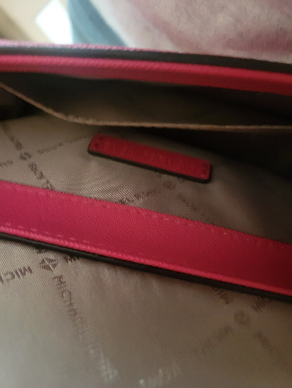 Euc Michael Kors Hot Pink Signature Crossbody with Gold Hardware - Picture 8 of 14